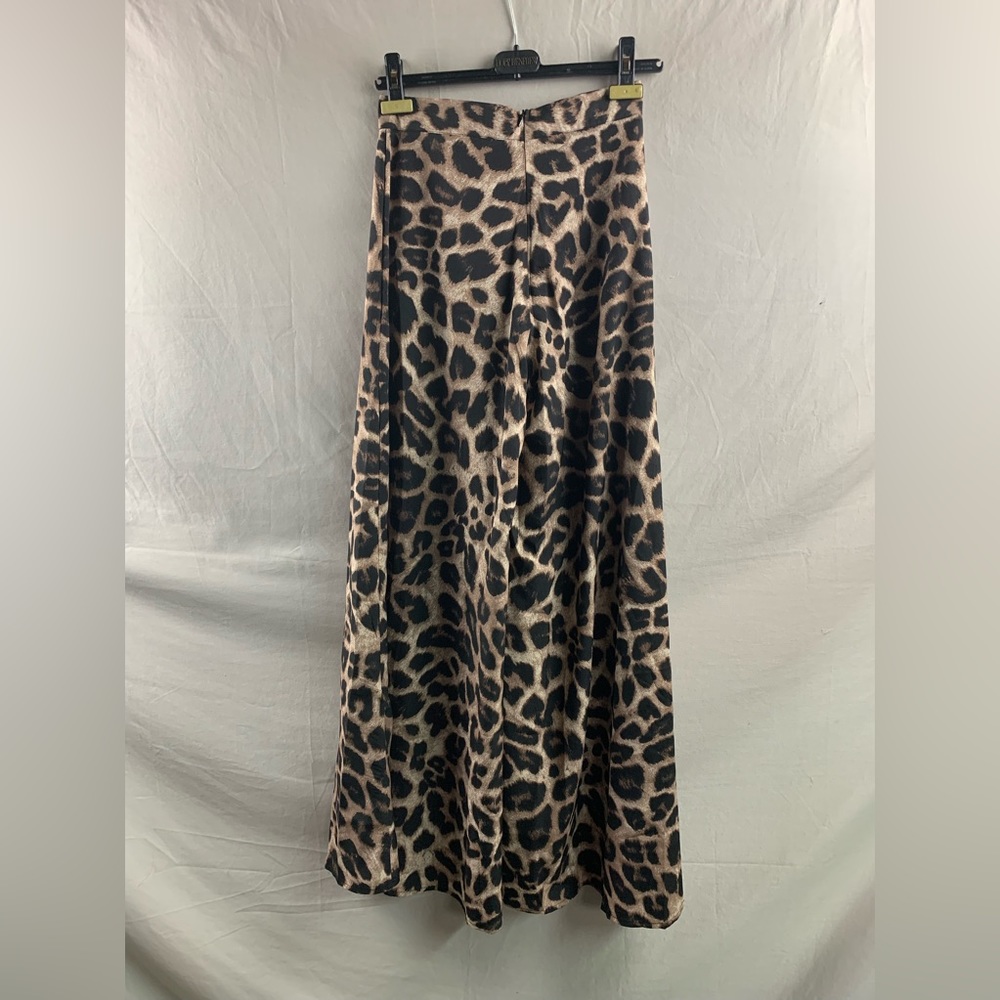 High Waist Leopard Wide Leg Pants - Picture 9 of 9